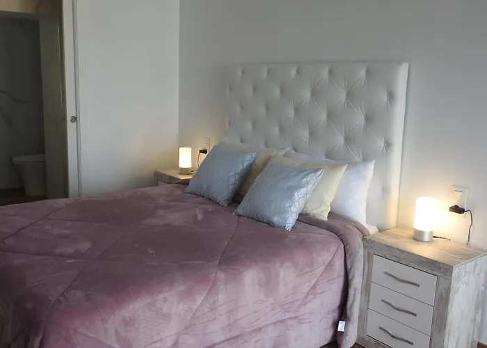 Sandra Rooms